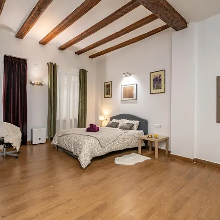 Duplex Mercado Central Apartment *